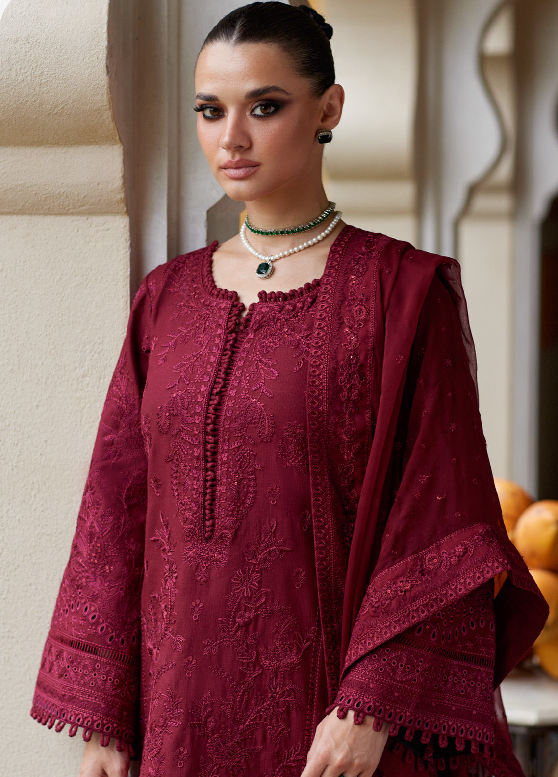 Gulaal Embroidered Lawn 3 Piece Unstitched Suit GL25LL D-06 NIGELLA Gulaal Embroidered Lawn 3 Piece Unstitched Suit GL25LL D-06 NIGELLA