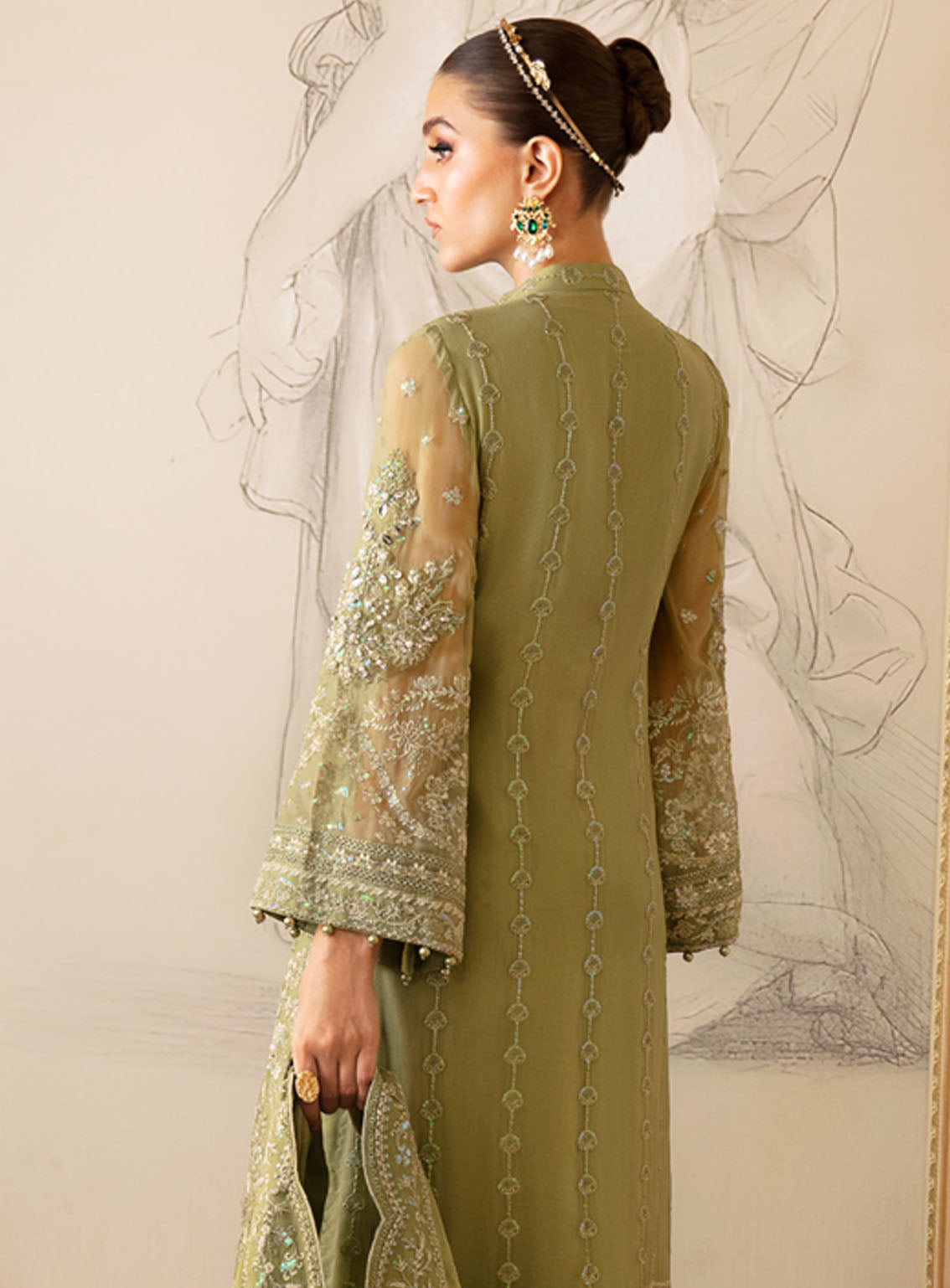 Gulaal Luxury Embroidered Chiffon 4 Piece Unstitched Suit GL24EC GL-EC-24V2-05 ALMENDRA Gulaal Luxury Embroidered Chiffon 4 Piece Unstitched Suit GL24EC GL-EC-24V2-05 ALMENDRA
