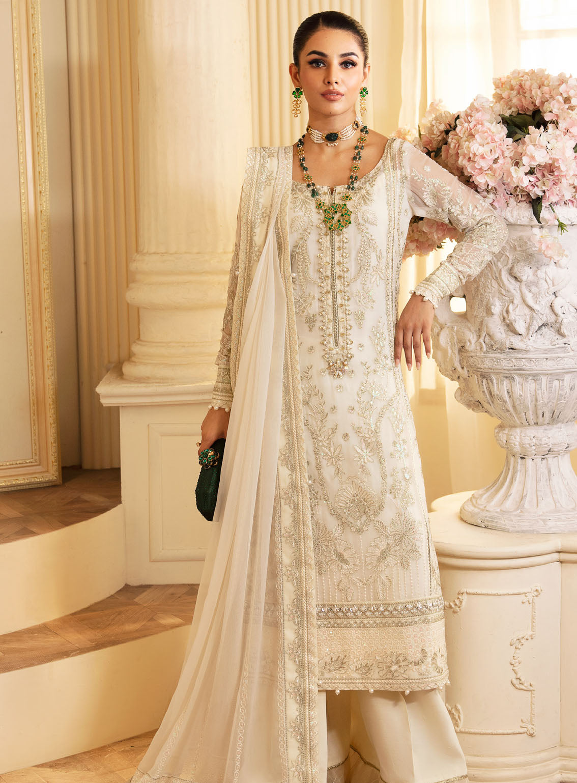 Gulaal Luxury Embroidered Chiffon 4 Piece Unstitched Suit GL24EC GL-EC-24V2-06 DELPHINE Gulaal Luxury Embroidered Chiffon 4 Piece Unstitched Suit GL24EC GL-EC-24V2-06 DELPHINE