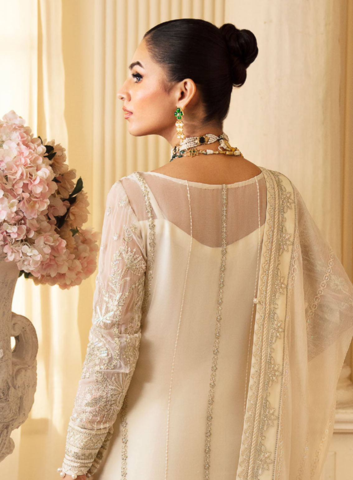 Gulaal Luxury Embroidered Chiffon 4 Piece Unstitched Suit GL24EC GL-EC-24V2-06 DELPHINE Gulaal Luxury Embroidered Chiffon 4 Piece Unstitched Suit GL24EC GL-EC-24V2-06 DELPHINE