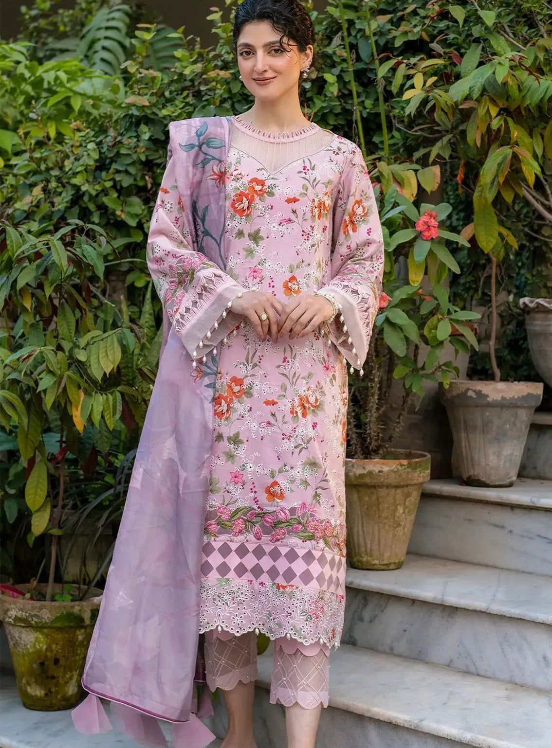 Gulkari By Asifa & Nabeel Embroidered Lawn 3 Piece Unstitched Suit AN25G D-GKL-09 BLOSSOM ZEPHYR Gulkari By Asifa & Nabeel Embroidered Lawn 3 Piece Unstitched Suit AN25G D-GKL-09 BLOSSOM ZEPHYR
