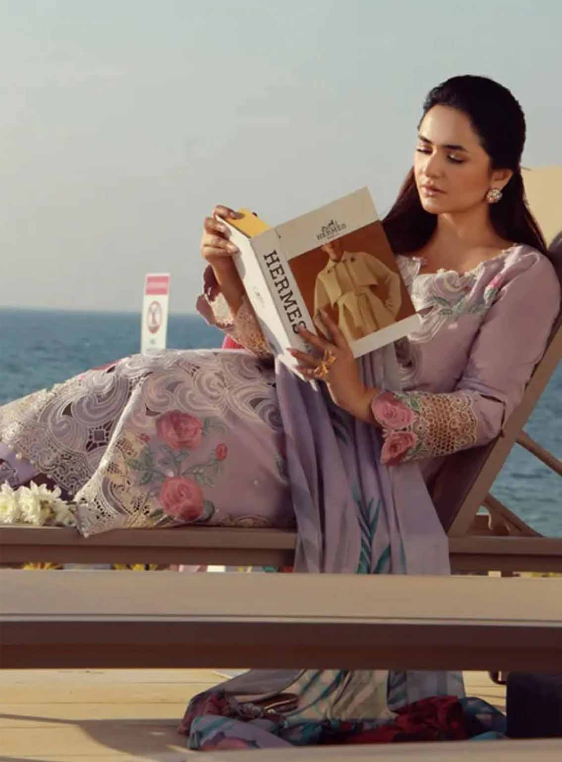 Gulmina Embroidered Lawn 3 Piece Unstitched Suit GM25US D-MUAVE MAGIC Gulmina Embroidered Lawn 3 Piece Unstitched Suit GM25US D-MUAVE MAGIC