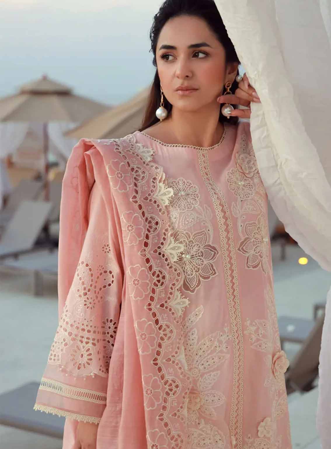 Gulmina Embroidered Lawn 3 Piece Unstitched Suit GM25US D-PINK LILLY Gulmina Embroidered Lawn 3 Piece Unstitched Suit GM25US D-PINK LILLY