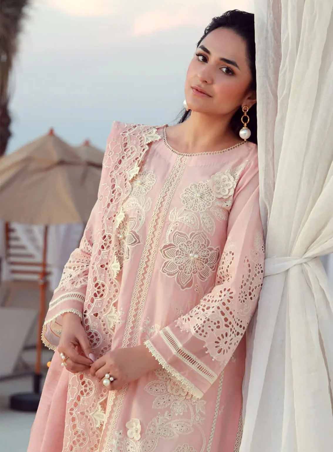 Gulmina Embroidered Lawn 3 Piece Unstitched Suit GM25US D-PINK LILLY Gulmina Embroidered Lawn 3 Piece Unstitched Suit GM25US D-PINK LILLY