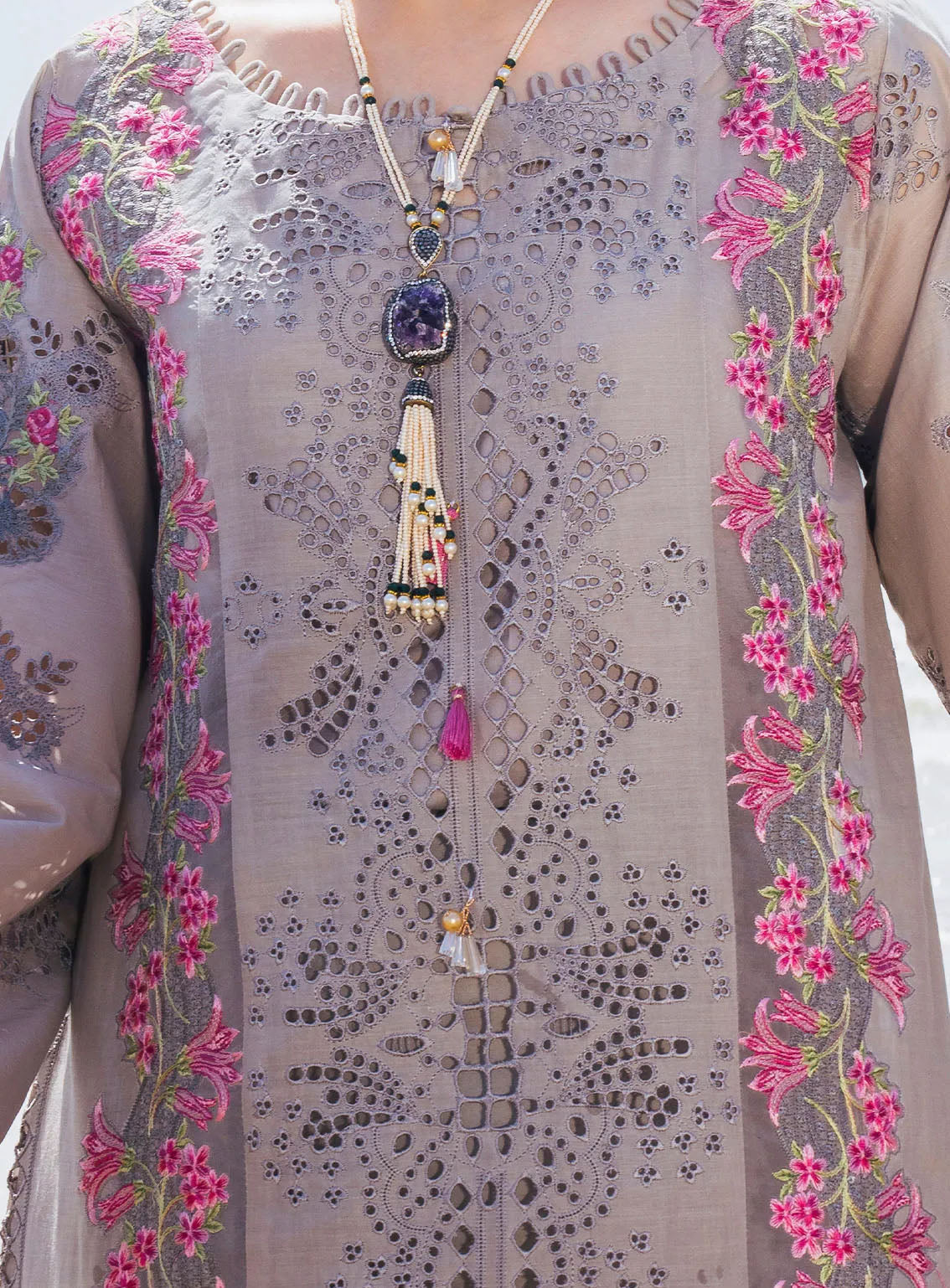 Hai Kuch By Elaf Festive Embroidered Lawn 3 Piece Unstitched Suit EF24HK EHK-04 ALYAANAH Hai Kuch By Elaf Festive Embroidered Lawn 3 Piece Unstitched Suit EF24HK EHK-04 ALYAANAH