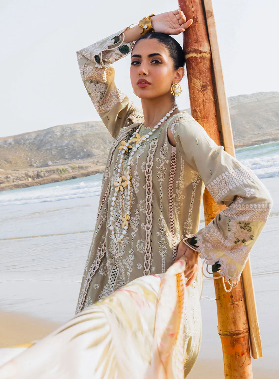 Hai Kuch By Elaf Festive Embroidered Lawn 3 Piece Unstitched Suit EF24HK EHK-08 PUR SHOKH Hai Kuch By Elaf Festive Embroidered Lawn 3 Piece Unstitched Suit EF24HK EHK-08 PUR SHOKH