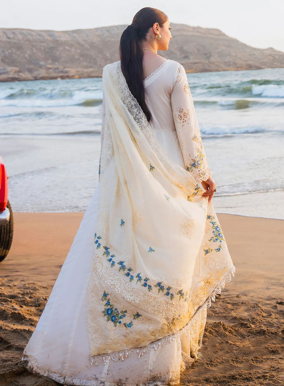Hai Kuch By Elaf Festive Embroidered Lawn 3 Piece Unstitched Suit EF24HK EHK-3B AYRA Hai Kuch By Elaf Festive Embroidered Lawn 3 Piece Unstitched Suit EF24HK EHK-3B AYRA