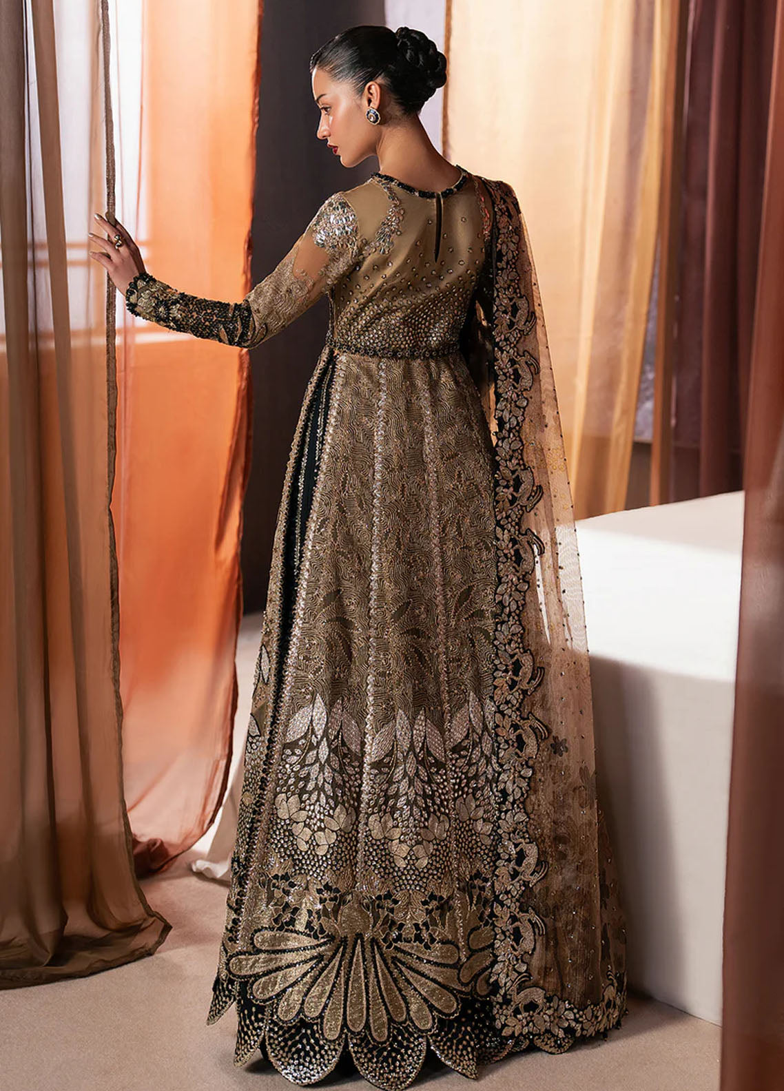 Hayat By Afrozeh Wedding Formals Embroidered Organza 3 Piece Unstitched Suit AF25HWF D-02 RAYYAN Hayat By Afrozeh Wedding Formals Embroidered Organza 3 Piece Unstitched Suit AF25HWF D-02 RAYYAN