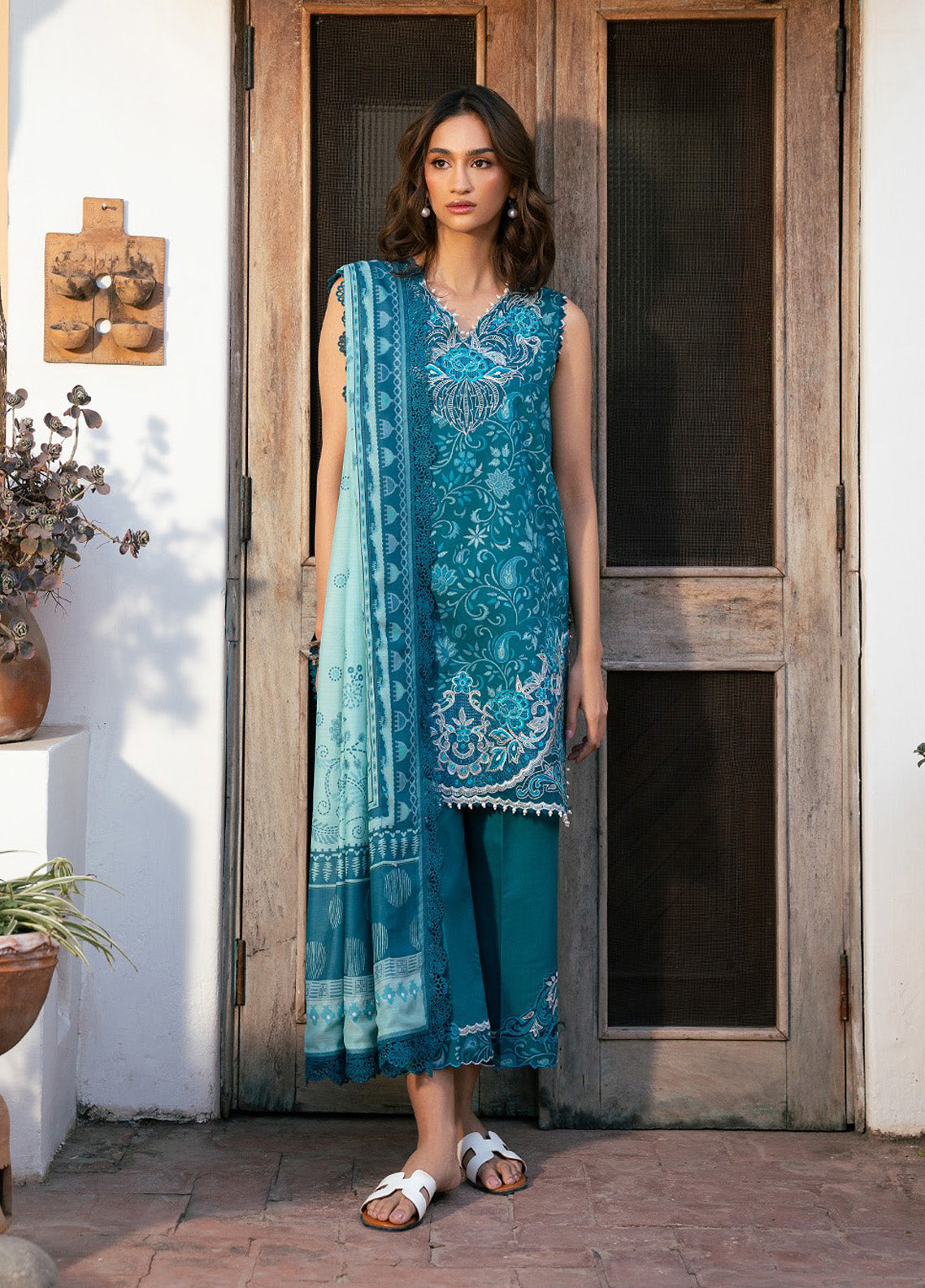 Hazel By Bin Ilyas Embroidered Lawn 3 Piece Unstitched Suit BI25HPE BHS-73B Hazel By Bin Ilyas Embroidered Lawn 3 Piece Unstitched Suit BI25HPE BHS-73B