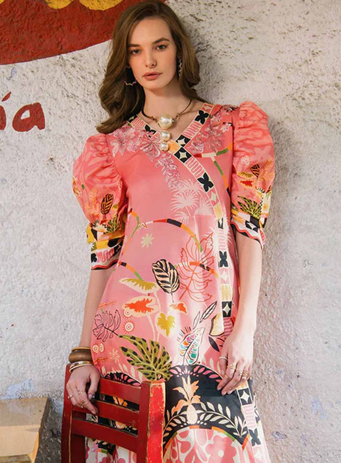 Hemline La Dolce By Mushq Printed Lawn 3 Piece Unstitched Suit MQ25HLDV2 D-1B SPRING AVENUE Hemline La Dolce By Mushq Printed Lawn 3 Piece Unstitched Suit MQ25HLDV2 D-1B SPRING AVENUE
