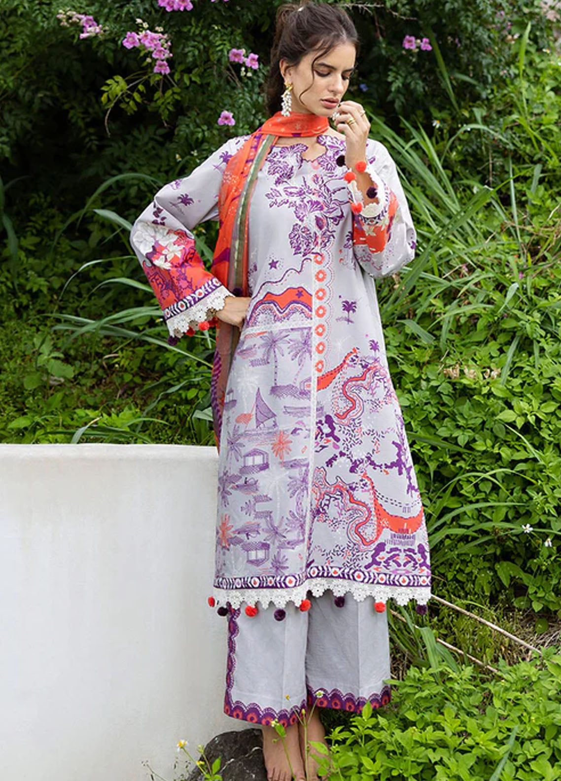 Hemline Mirasol By Mushq Printed Cambric 3 Piece Unstitched Suit MQ25HLMPC D-4A LUNA PLATA Hemline Mirasol By Mushq Printed Cambric 3 Piece Unstitched Suit MQ25HLMPC D-4A LUNA PLATA