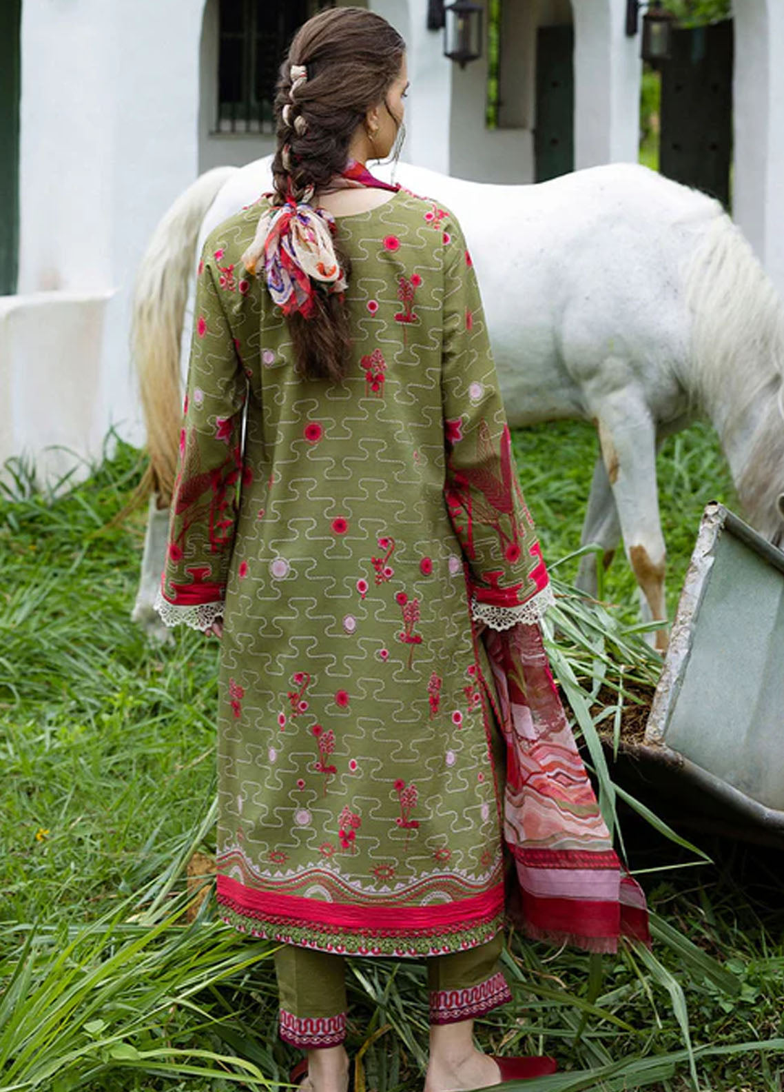 Hemline Mirasol By Mushq Printed Cambric 3 Piece Unstitched Suit MQ25HLMPC D-8A CIELO SOL Hemline Mirasol By Mushq Printed Cambric 3 Piece Unstitched Suit MQ25HLMPC D-8A CIELO SOL