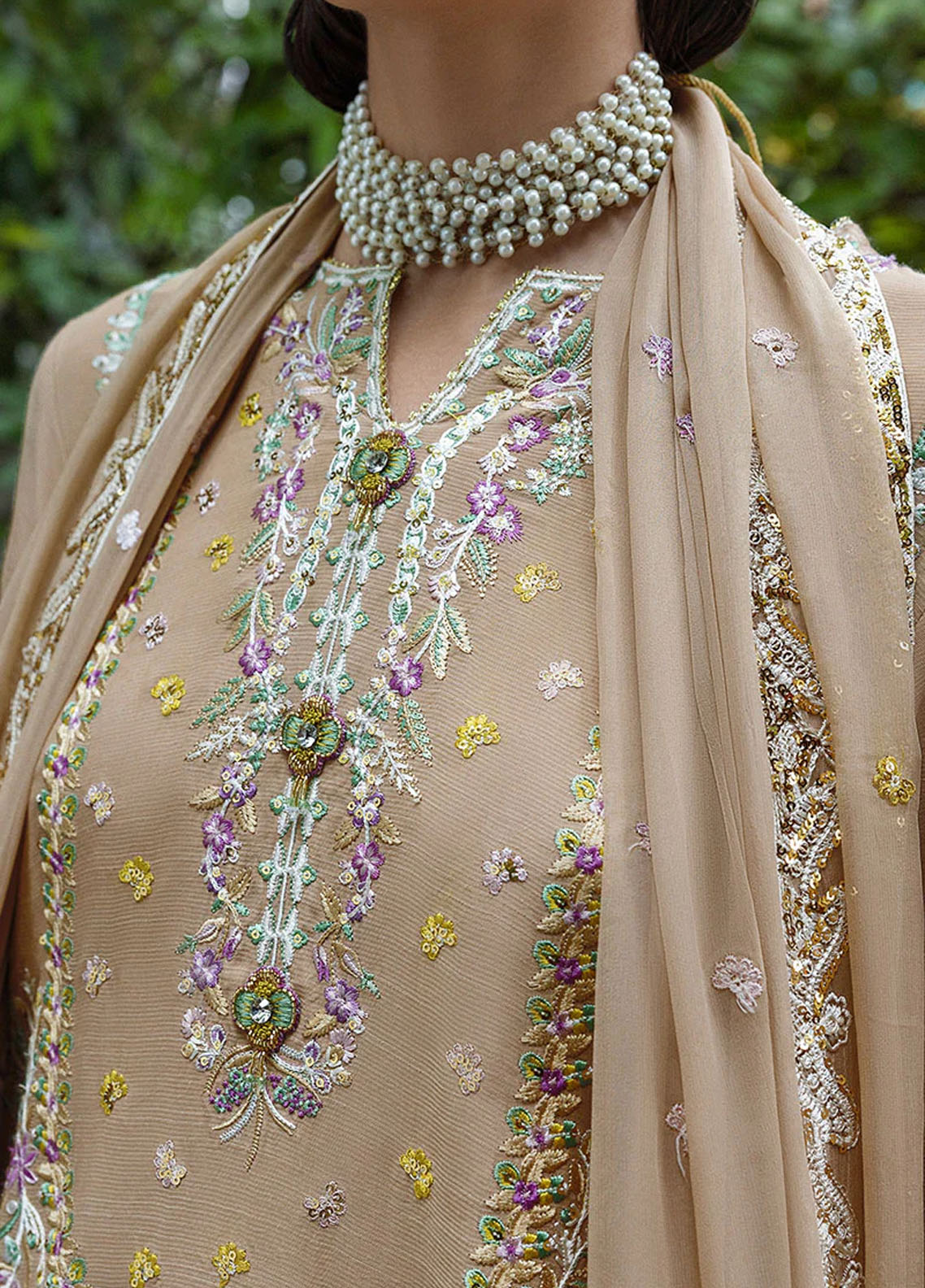 Hemline Nuvera By Mushq Embroidered Raw Silk 3 Piece Unstitched Suit MQ25HLNRS D-02 ARDENA Hemline Nuvera By Mushq Embroidered Raw Silk 3 Piece Unstitched Suit MQ25HLNRS D-02 ARDENA