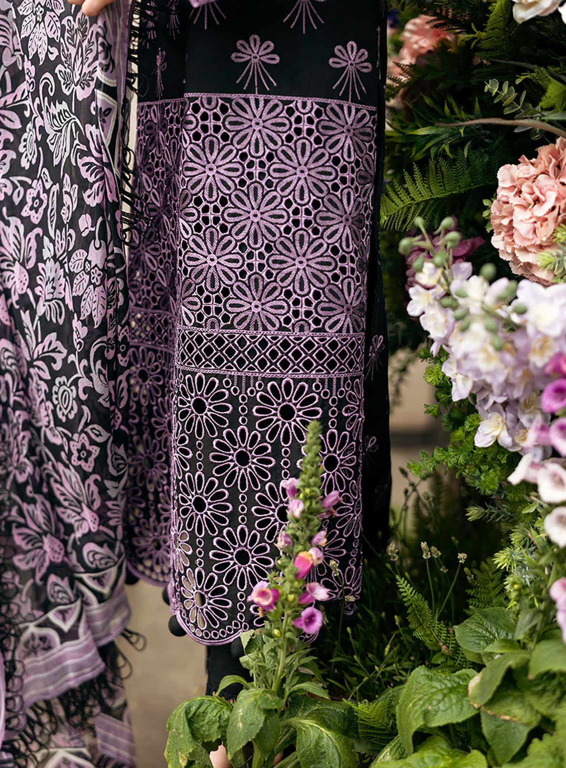 Hemline Odyssey By Mushq Embroidered Lawn 3 Piece Unstitched Suit MQ24H LUXE LACE Hemline Odyssey By Mushq Embroidered Lawn 3 Piece Unstitched Suit MQ24H LUXE LACE