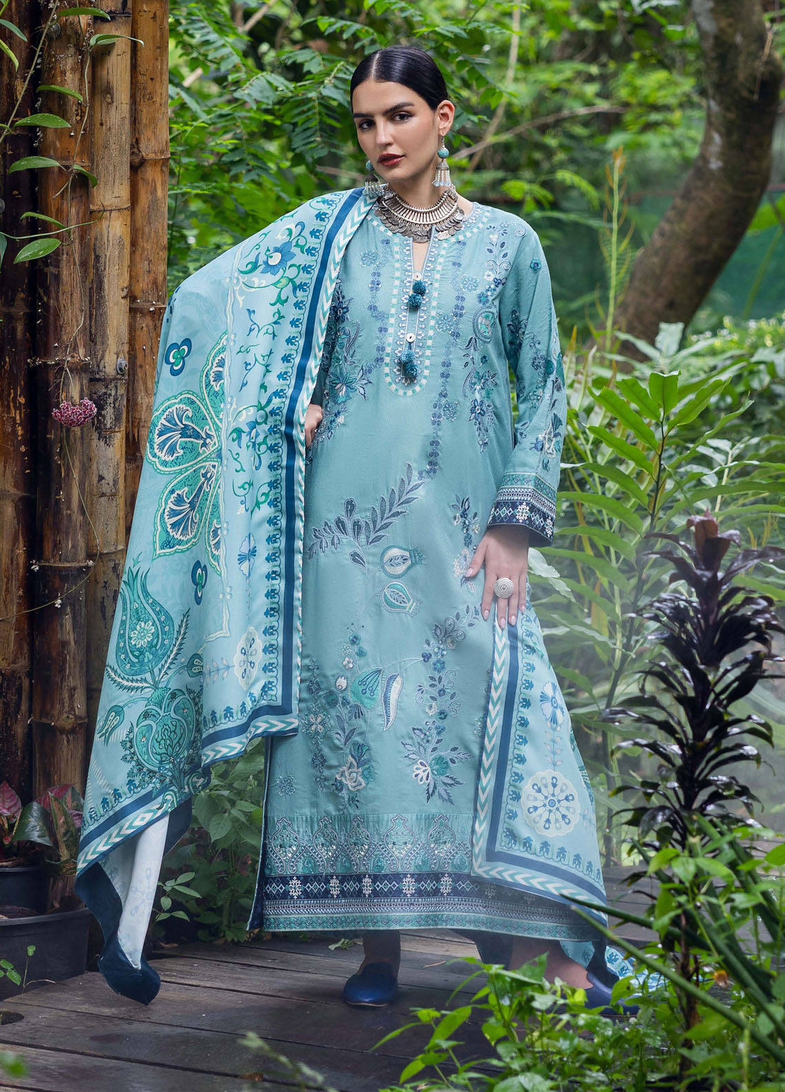 Hemline Symphony By Mushq Embroidered Karandi 3 Piece Unstitched Suit MQ25HLSK D-06 GLIDED HOUR Hemline Symphony By Mushq Embroidered Karandi 3 Piece Unstitched Suit MQ25HLSK D-06 GLIDED HOUR