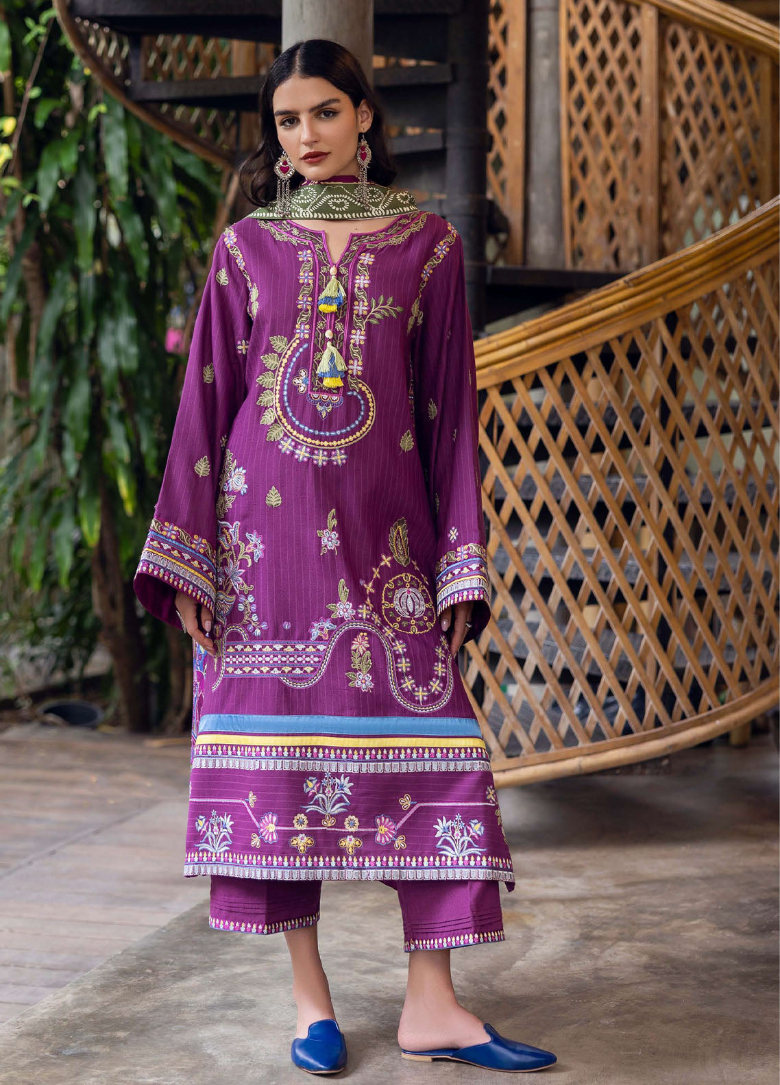 Hemline Symphony By Mushq Embroidered Karandi 3 Piece Unstitched Suit MQ25HLSK D-07 PLUM SWIRL Hemline Symphony By Mushq Embroidered Karandi 3 Piece Unstitched Suit MQ25HLSK D-07 PLUM SWIRL