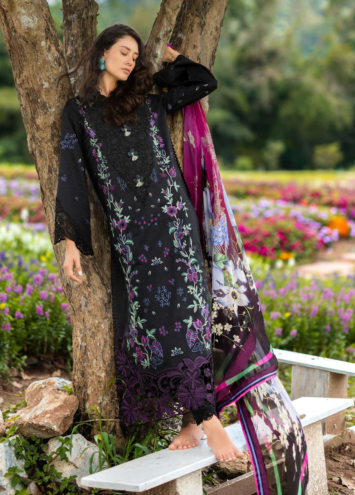 Hemline The Secret Garden By Mushq Embroidered Lawn 3 Piece Unstitched Suit MQ26HLTSG D-11B GARDEN LULLABY Hemline The Secret Garden By Mushq Embroidered Lawn 3 Piece Unstitched Suit MQ26HLTSG D-11B GARDEN LULLABY