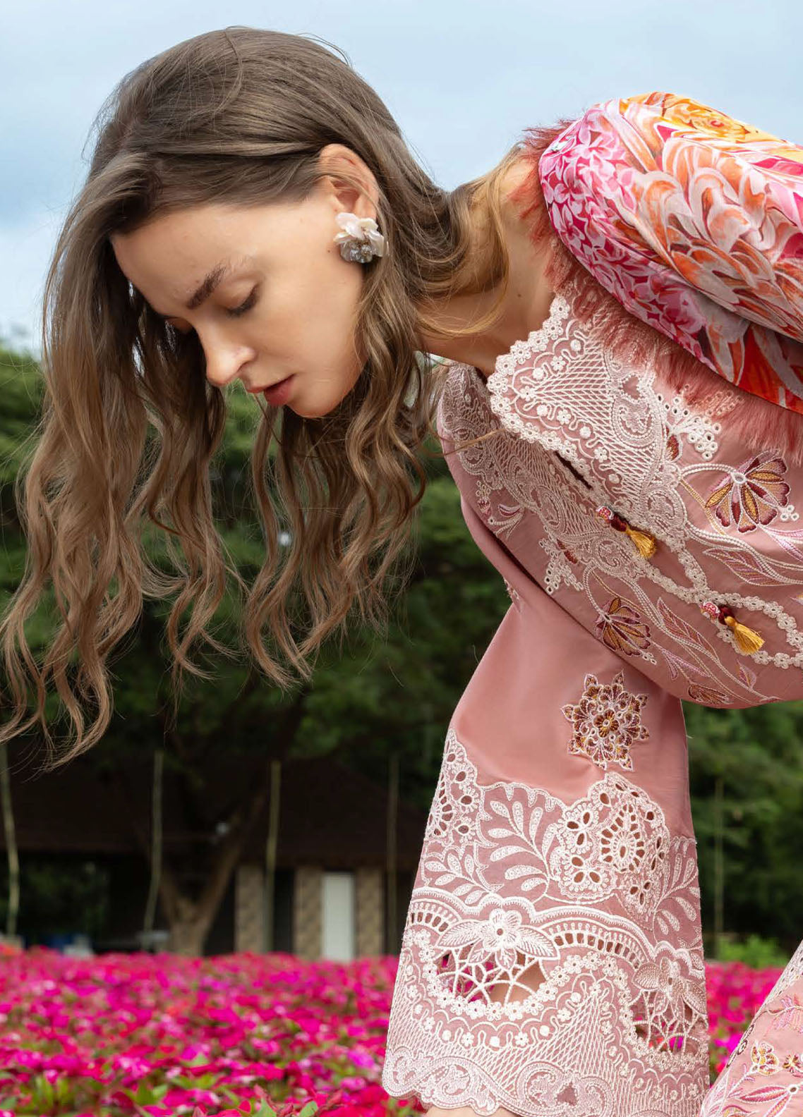 Hemline The Secret Garden By Mushq Embroidered Lawn 3 Piece Unstitched Suit MQ26HLTSG D-16A PEACH BLOSSOM Hemline The Secret Garden By Mushq Embroidered Lawn 3 Piece Unstitched Suit MQ26HLTSG D-16A PEACH BLOSSOM