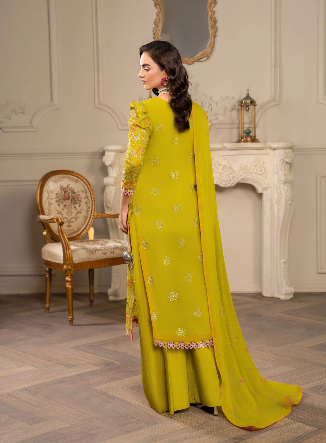 HemStitch Luxury Embroidered Chiffon 3 Piece Unstitched Suit HS4LC CLE-02-US PARROT GREEN HemStitch Luxury Embroidered Chiffon 3 Piece Unstitched Suit HS4LC CLE-02-US PARROT GREEN