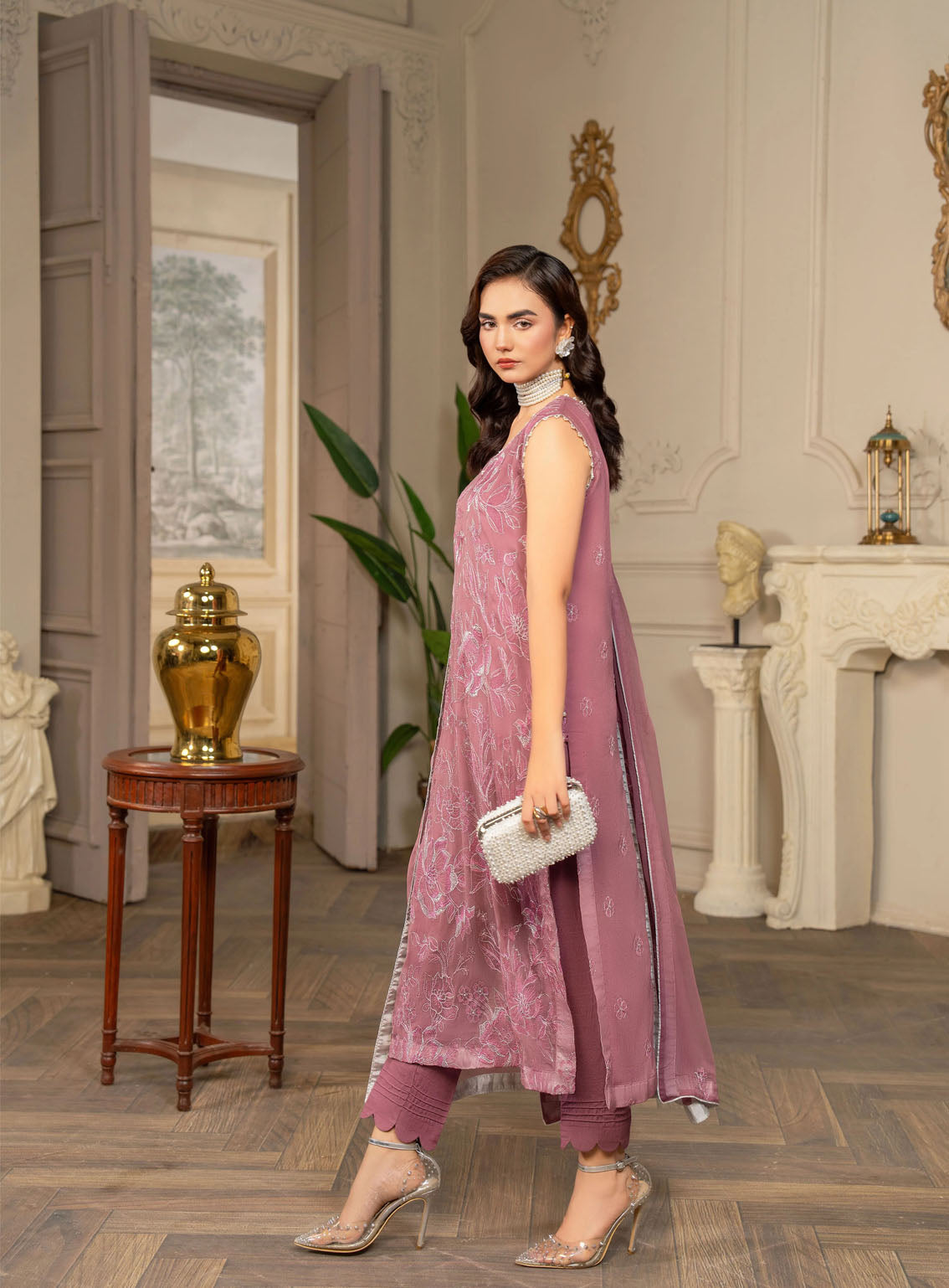 HemStitch Luxury Embroidered Chiffon 3 Piece Unstitched Suit HS4LC CLE-03-4 ZAIRA HemStitch Luxury Embroidered Chiffon 3 Piece Unstitched Suit HS4LC CLE-03-4 ZAIRA