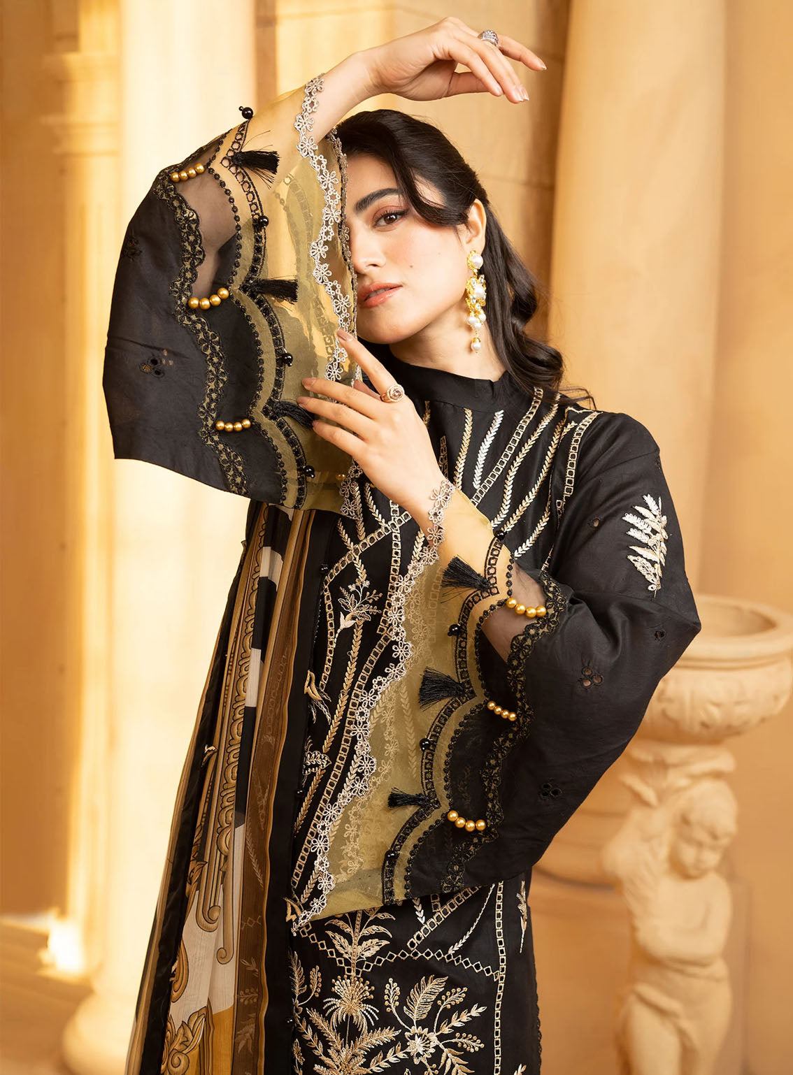 HemStitch Luxury Embroidered Lawn 3 Piece Unstitched Suit HS24LL D-03 COCOA HemStitch Luxury Embroidered Lawn 3 Piece Unstitched Suit HS24LL D-03 COCOA