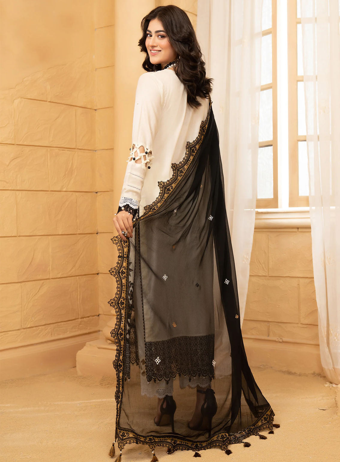 HemStitch Luxury Embroidered Lawn 3 Piece Unstitched Suit HS24LL D-07 PRESTIGE HemStitch Luxury Embroidered Lawn 3 Piece Unstitched Suit HS24LL D-07 PRESTIGE