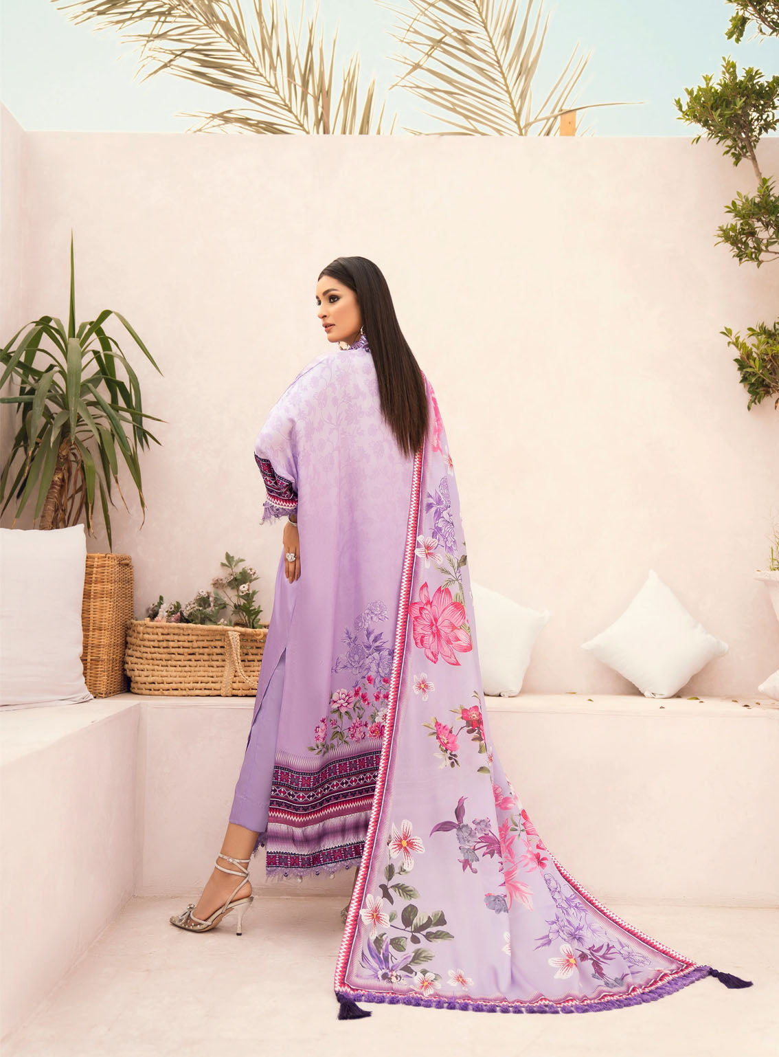 HemStitch Printed Silk 3 Piece Unstitched Suit HS24SE D-USC-03 LARINA HemStitch Printed Silk 3 Piece Unstitched Suit HS24SE D-USC-03 LARINA