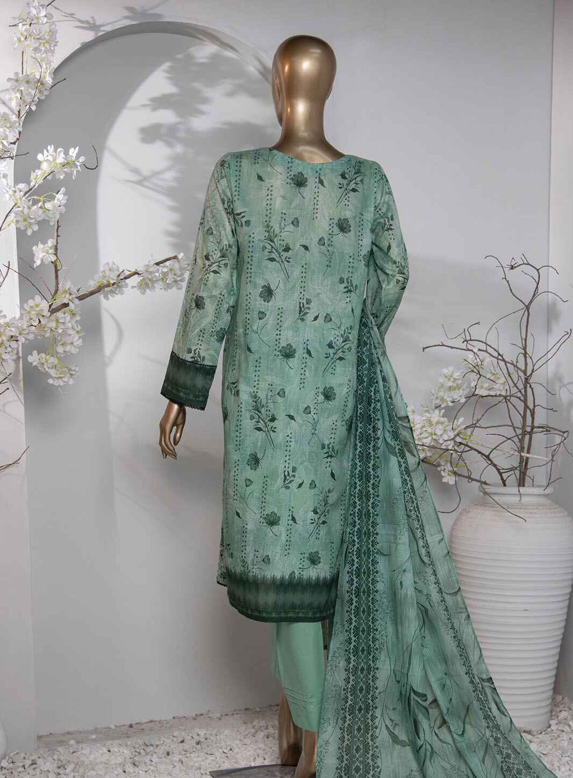 HZ Premium Dhagakari Embroidered Lawn 3 Piece Unstitched Suit HZ24PD D-804 HZ Premium Dhagakari Embroidered Lawn 3 Piece Unstitched Suit HZ24PD D-804
