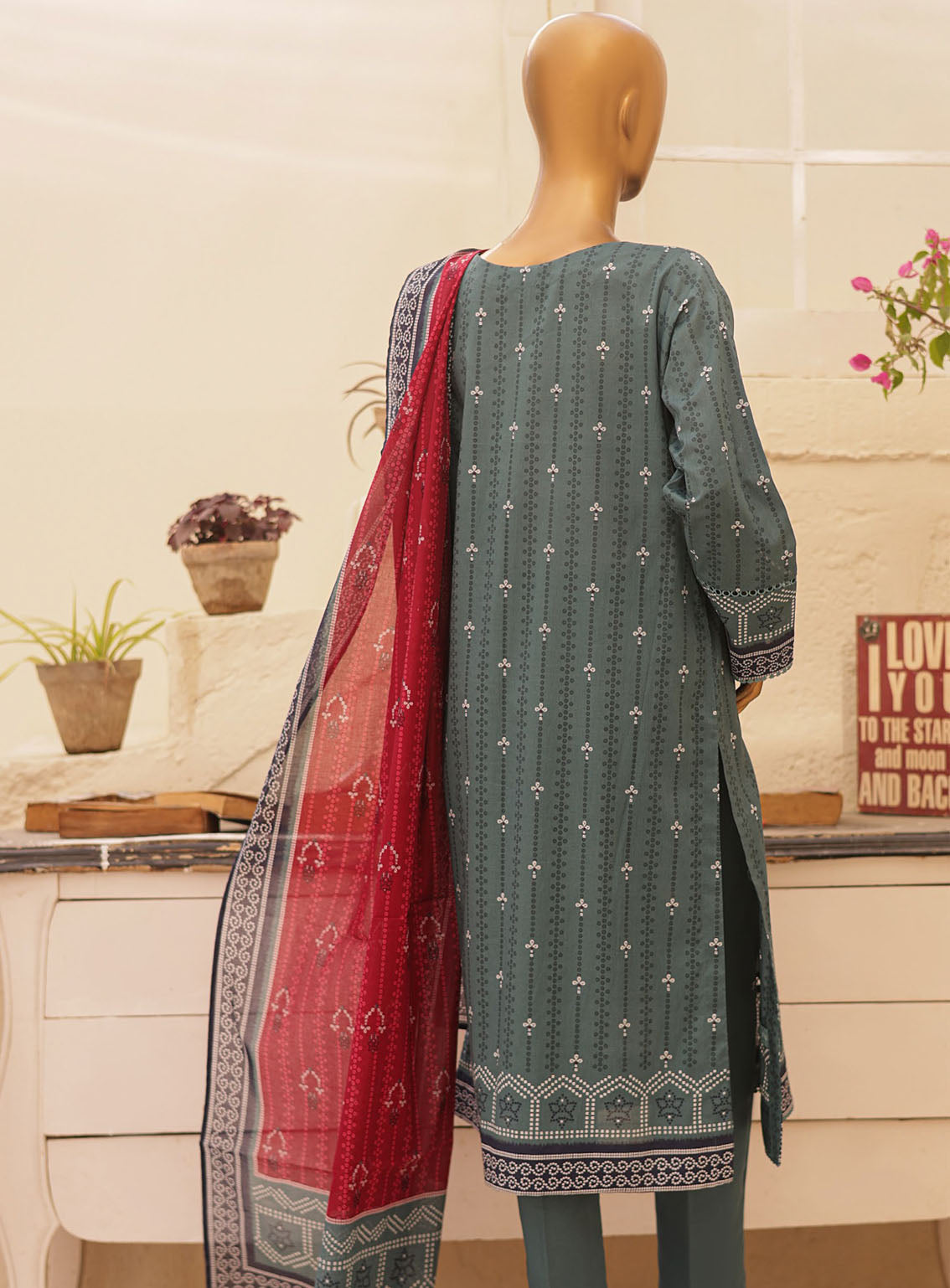 HZ Textile Chunri Printed Lawn 3 Piece Unstitched Suit HZ24C CPC-102A HZ Textile Chunri Printed Lawn 3 Piece Unstitched Suit HZ24C CPC-102A