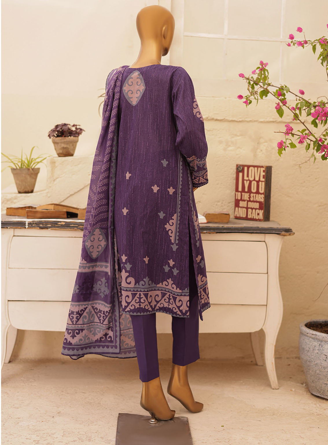 HZ Textile Chunri Printed Lawn 3 Piece Unstitched Suit HZ24C CPC-104A HZ Textile Chunri Printed Lawn 3 Piece Unstitched Suit HZ24C CPC-104A