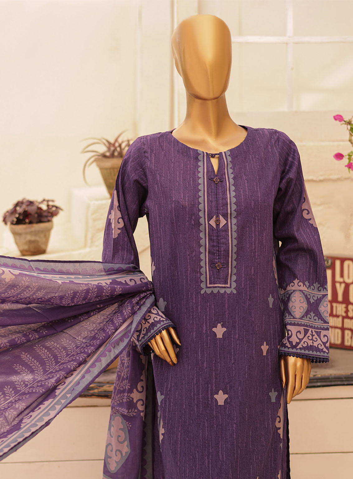 HZ Textile Chunri Printed Lawn 3 Piece Unstitched Suit HZ24C CPC-104A HZ Textile Chunri Printed Lawn 3 Piece Unstitched Suit HZ24C CPC-104A