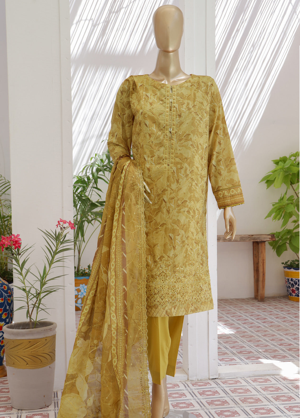 HZ Textile Premium Embroidered Lawn 3 Piece Unstitched Suit HZ25PEL PCE-506 HZ Textile Premium Embroidered Lawn 3 Piece Unstitched Suit HZ25PEL PCE-506