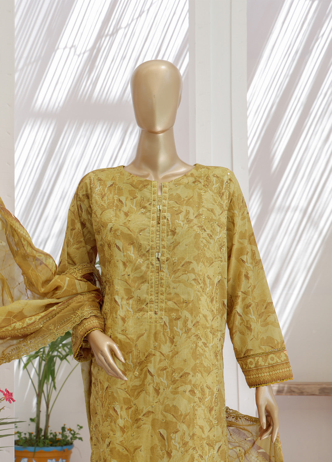 HZ Textile Premium Embroidered Lawn 3 Piece Unstitched Suit HZ25PEL PCE-506 HZ Textile Premium Embroidered Lawn 3 Piece Unstitched Suit HZ25PEL PCE-506