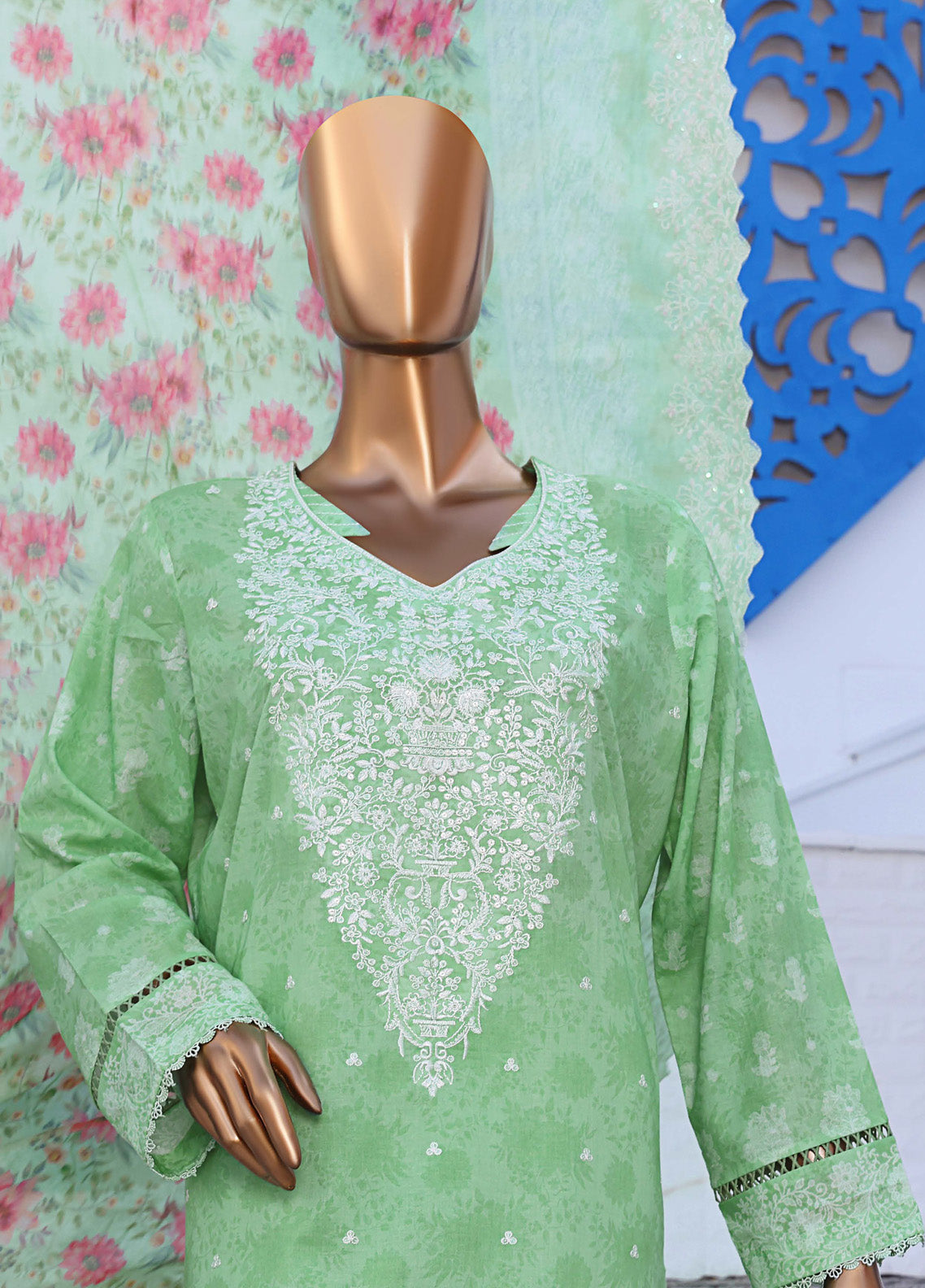 HZ Textile Premium Embroidered Lawn 3 Piece Unstitched Suit HZ25PEV2 PEC-915 HZ Textile Premium Embroidered Lawn 3 Piece Unstitched Suit HZ25PEV2 PEC-915