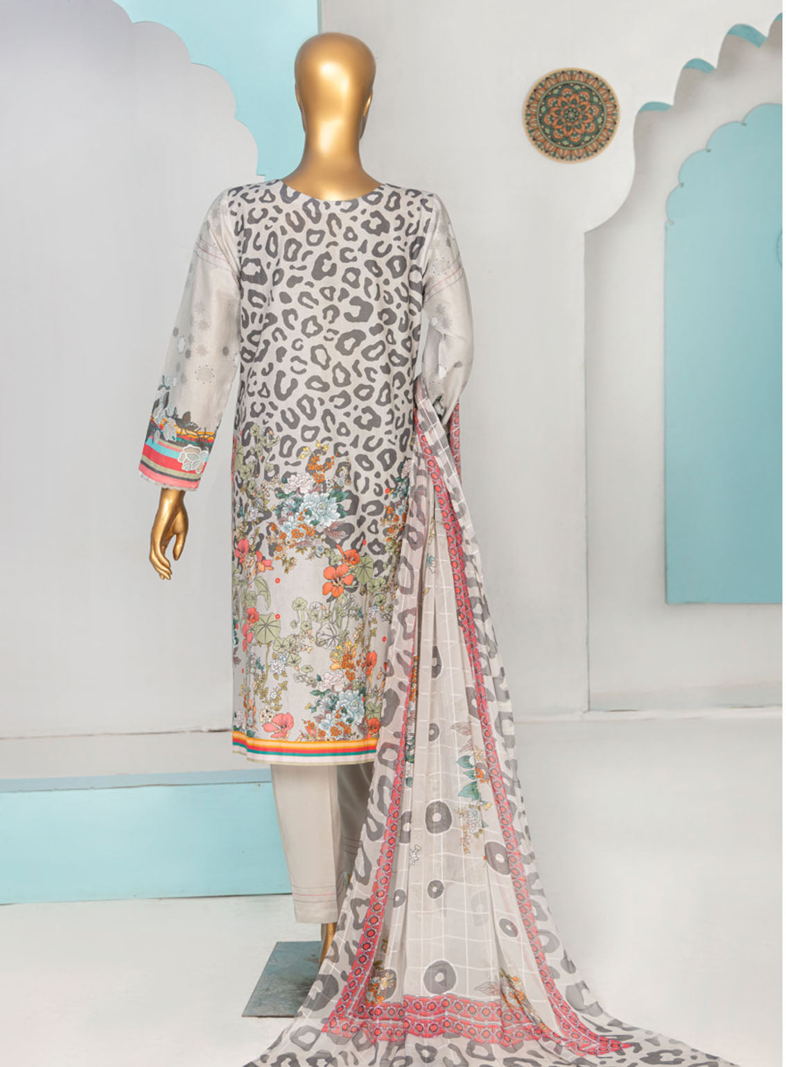 HZ Textile Printkari Embroidered Lawn 3 Piece Stitched Suit - HZ24P PLC-412 HZ Textile Printkari Embroidered Lawn 3 Piece Stitched Suit - HZ24P PLC-412
