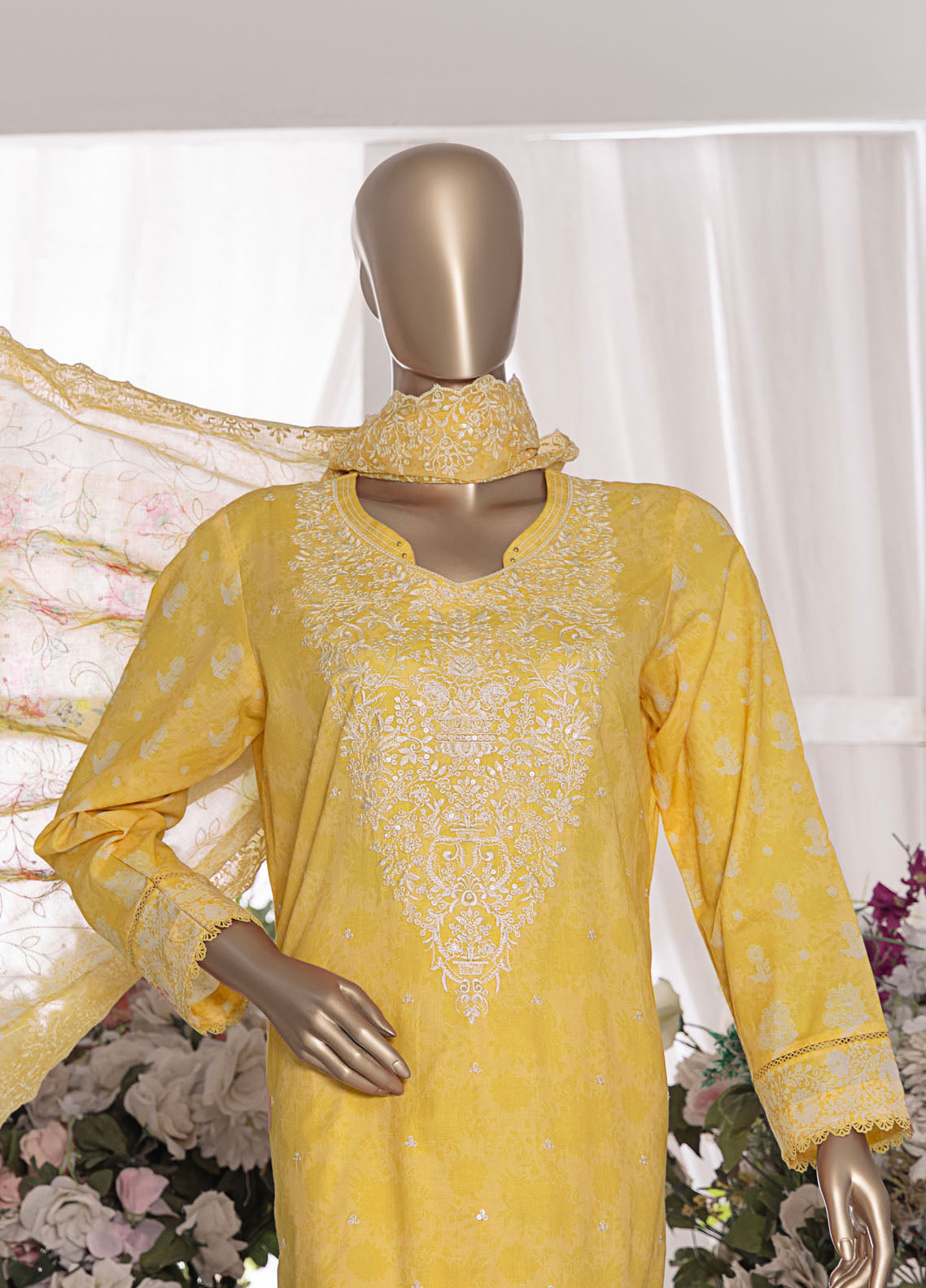 HZ Textiles Premium Embroidered Lawn 3 Piece Unstitched Suit HZ25PELV7 PEC-554 HZ Textiles Premium Embroidered Lawn 3 Piece Unstitched Suit HZ25PELV7 PEC-554