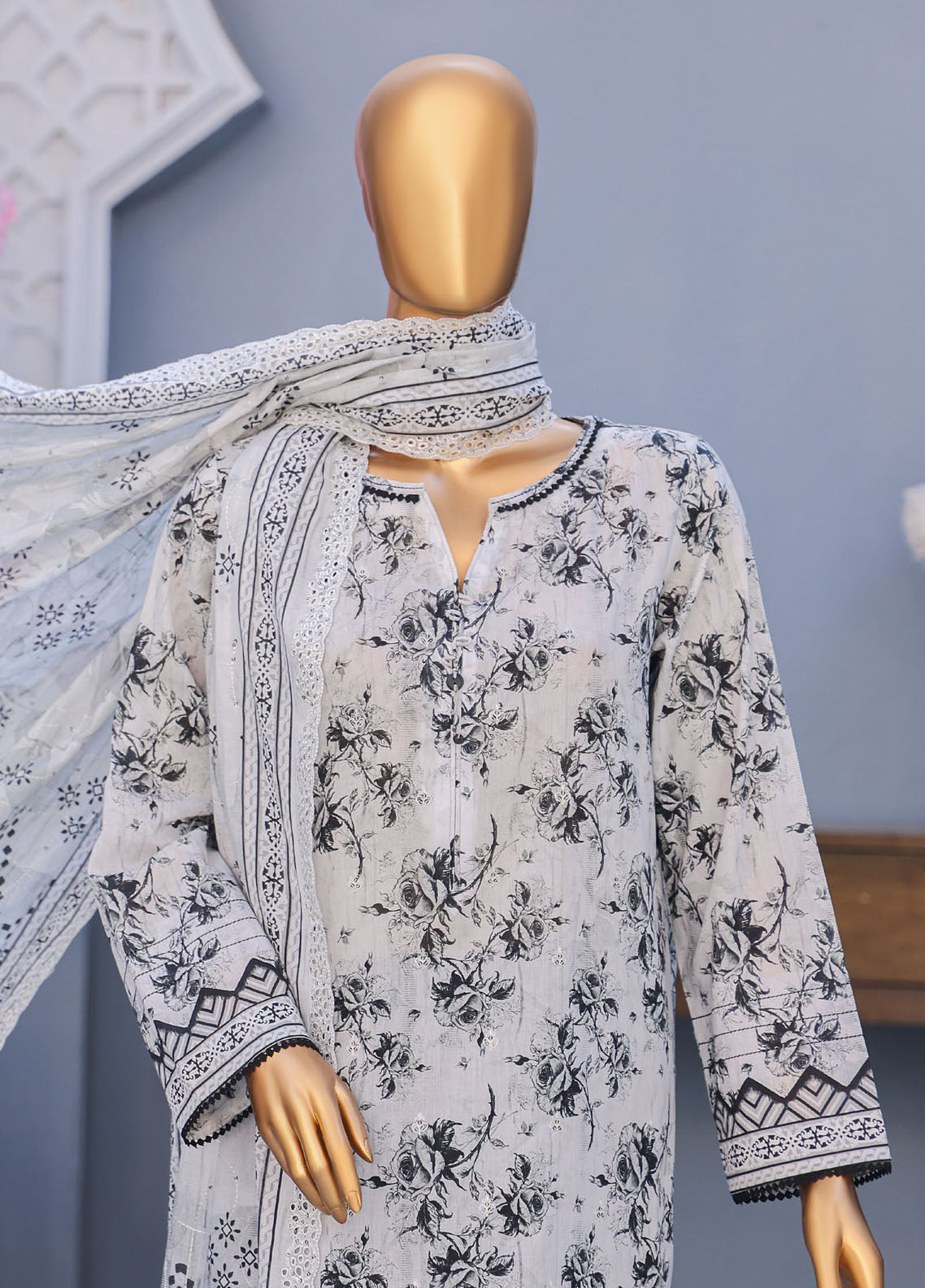 HZ Textiles Premium Embroidered Lawn 3 Piece Unstitched Suit HZ26PECD D-PEC-608 HZ Textiles Premium Embroidered Lawn 3 Piece Unstitched Suit HZ26PECD D-PEC-608