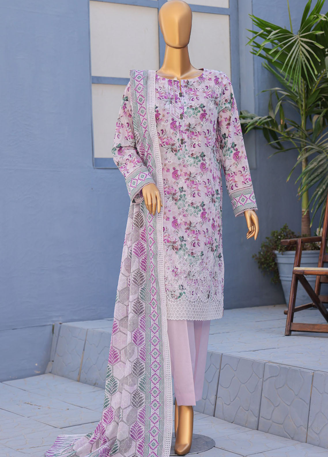 HZ Textiles Premium Embroidered Lawn 3 Piece Unstitched Suit HZ26PECD D-PEC-611 HZ Textiles Premium Embroidered Lawn 3 Piece Unstitched Suit HZ26PECD D-PEC-611