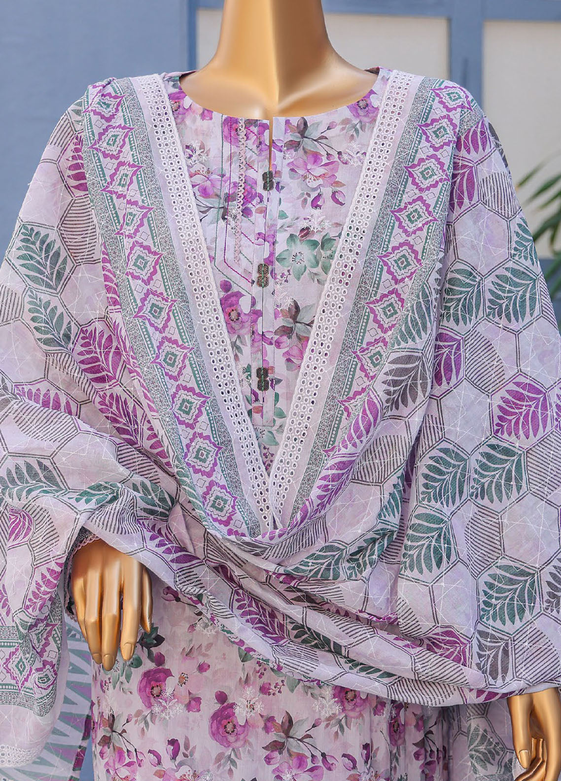 HZ Textiles Premium Embroidered Lawn 3 Piece Unstitched Suit HZ26PECD D-PEC-611 HZ Textiles Premium Embroidered Lawn 3 Piece Unstitched Suit HZ26PECD D-PEC-611