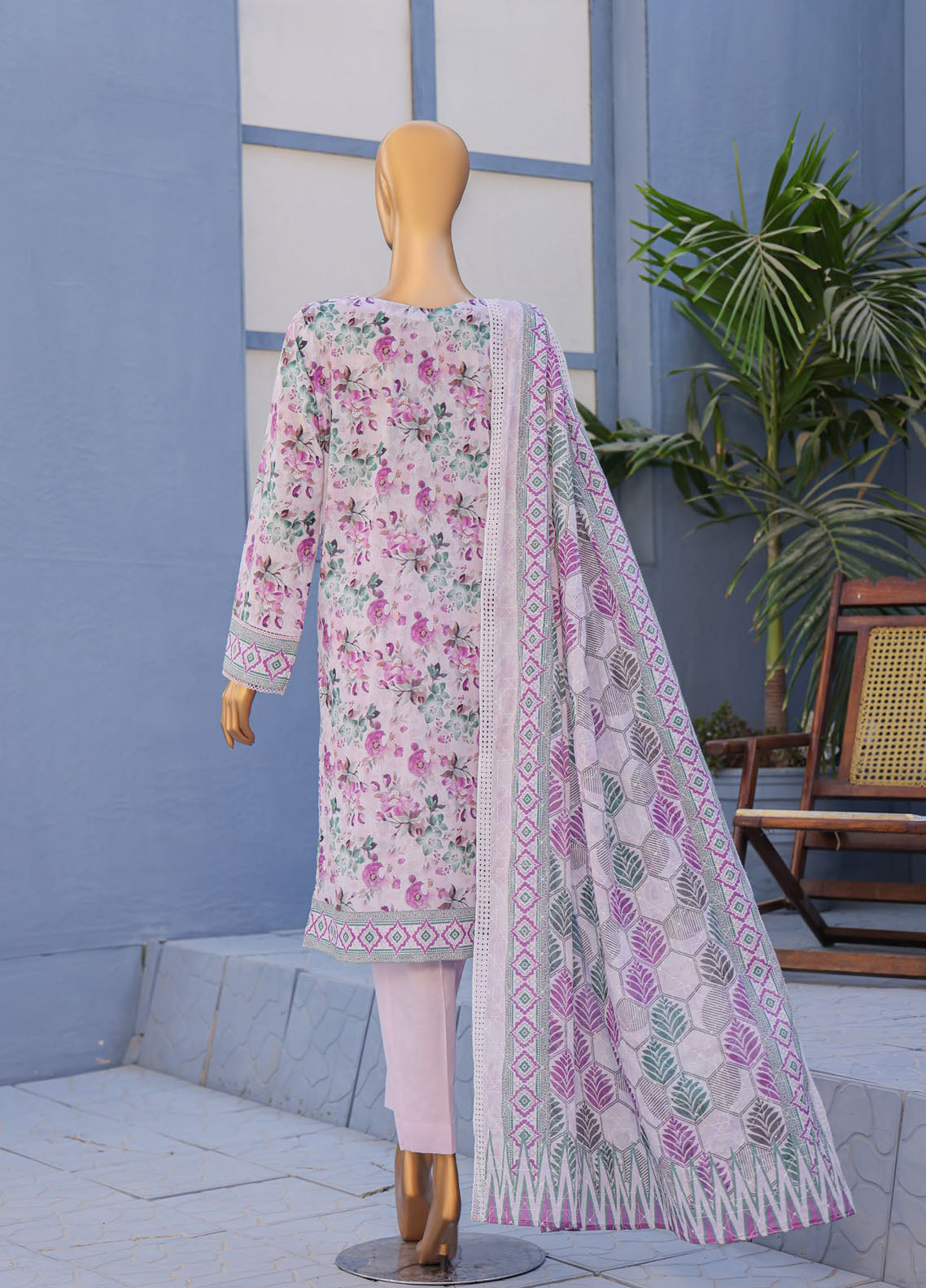HZ Textiles Premium Embroidered Lawn 3 Piece Unstitched Suit HZ26PECD D-PEC-611 HZ Textiles Premium Embroidered Lawn 3 Piece Unstitched Suit HZ26PECD D-PEC-611
