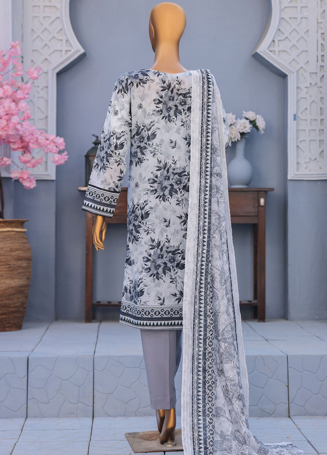 HZ Textiles Premium Embroidered Lawn 3 Piece Unstitched Suit HZ26PECD D-PEC-614 HZ Textiles Premium Embroidered Lawn 3 Piece Unstitched Suit HZ26PECD D-PEC-614