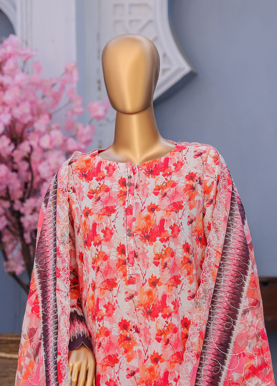 HZ Textiles Premium Embroidered Lawn 3 Piece Unstitched Suit HZ26PECD D-PEC-617 HZ Textiles Premium Embroidered Lawn 3 Piece Unstitched Suit HZ26PECD D-PEC-617