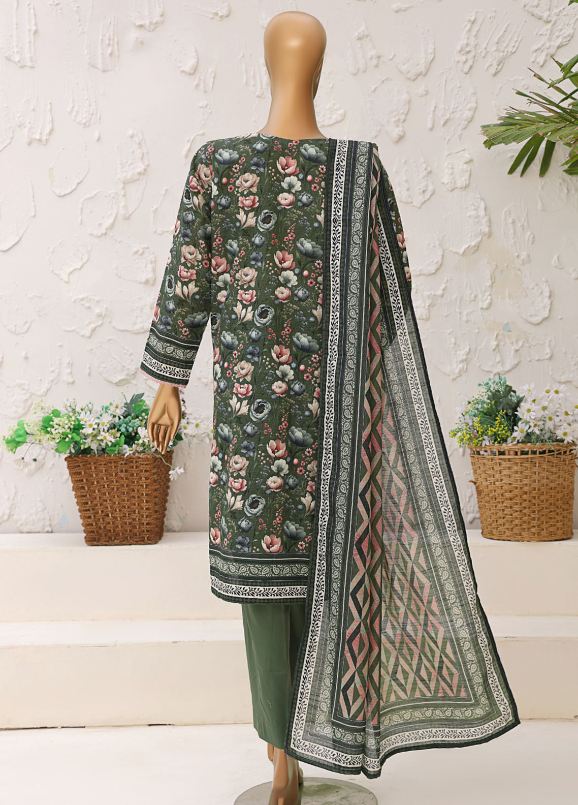 HZ Textiles Premium Printed Khaddar 3 Piece Unstitched Suit HZ25PPK PKP-1314 HZ Textiles Premium Printed Khaddar 3 Piece Unstitched Suit HZ25PPK PKP-1314