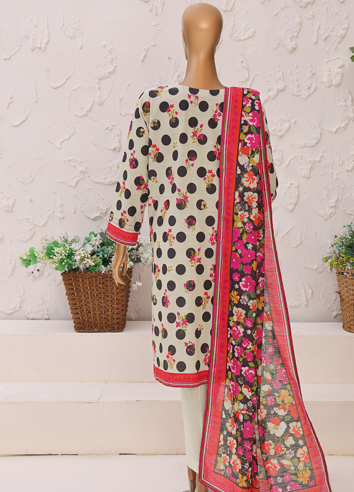 HZ Textiles Premium Printed Khaddar 3 Piece Unstitched Suit HZ25PPK PKP-1317 HZ Textiles Premium Printed Khaddar 3 Piece Unstitched Suit HZ25PPK PKP-1317