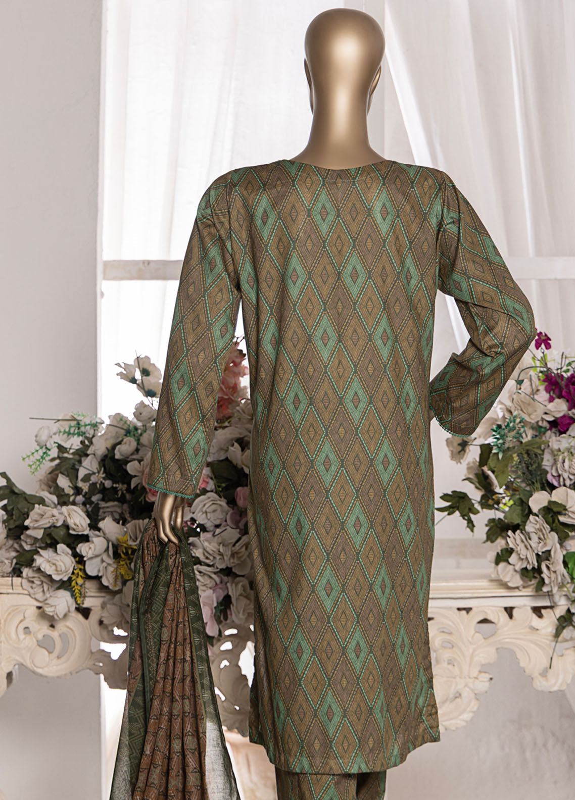 HZ Textiles Printed Cambric 3 Piece Unstitched Suit HZ25MD MSC-201B HZ Textiles Printed Cambric 3 Piece Unstitched Suit HZ25MD MSC-201B