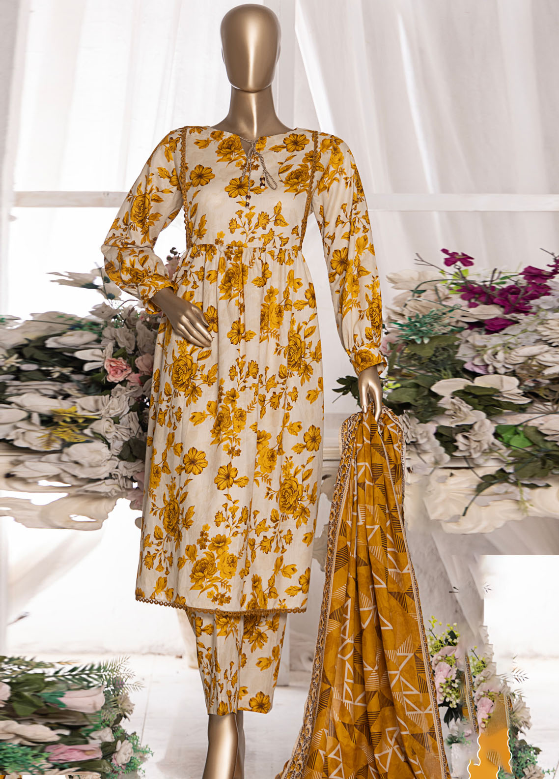 HZ Textiles Printed Cambric 3 Piece Unstitched Suit HZ25MD MSC-204B HZ Textiles Printed Cambric 3 Piece Unstitched Suit HZ25MD MSC-204B