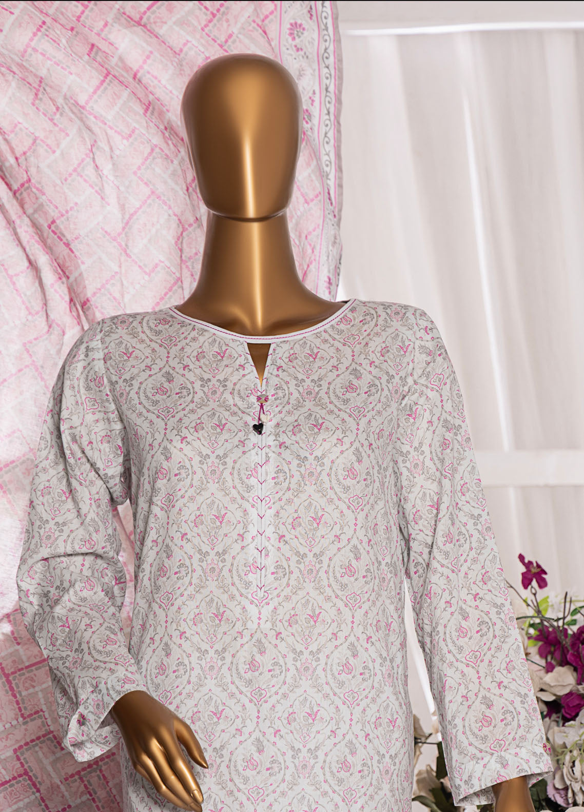 HZ Textiles Printed Cambric 3 Piece Unstitched Suit HZ25MD MSC-205A HZ Textiles Printed Cambric 3 Piece Unstitched Suit HZ25MD MSC-205A