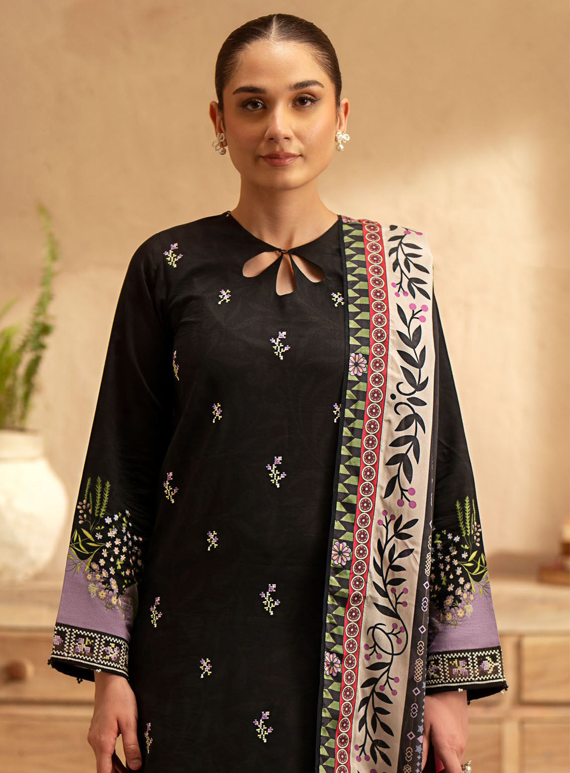 Ilara By Seran Embroidered Cambric 3 Piece Unstitched Suit SRN24I D-01 EBENE Ilara By Seran Embroidered Cambric 3 Piece Unstitched Suit SRN24I D-01 EBENE
