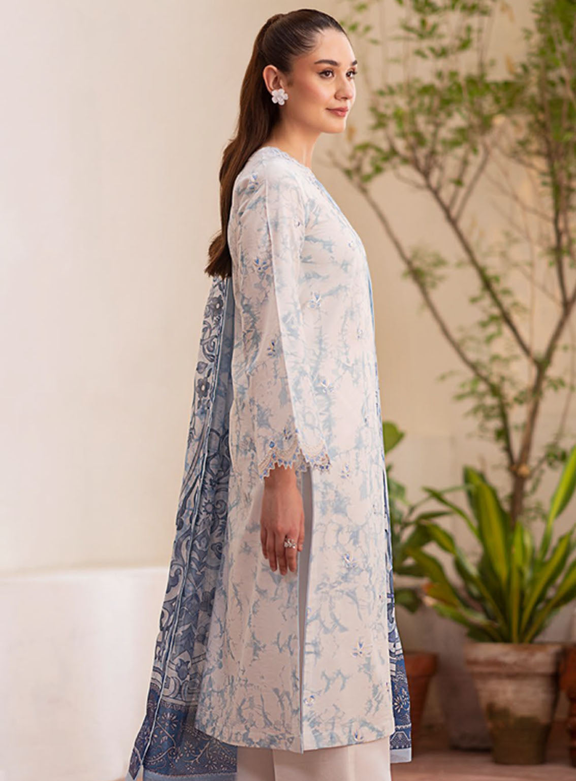 Ilara By Seran Embroidered Cambric 3 Piece Unstitched Suit SRN24I D-03 CIEL Ilara By Seran Embroidered Cambric 3 Piece Unstitched Suit SRN24I D-03 CIEL