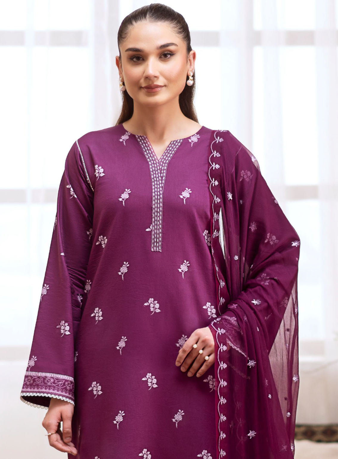 Ilara By Seran Embroidered Cambric 3 Piece Unstitched Suit SRN24I D-04 CASSIS Ilara By Seran Embroidered Cambric 3 Piece Unstitched Suit SRN24I D-04 CASSIS